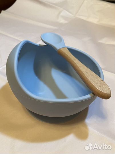 Тарелка на присоске и ложка и нагрудник (разн цвет