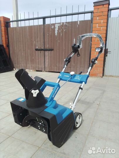 Снегоуборщик honda