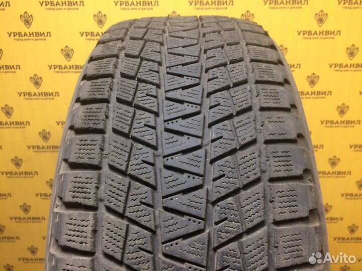 Bridgestone Blizzak DM-V1 235/60 R17