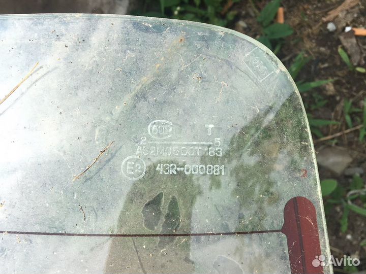 Заднее стекло ваз