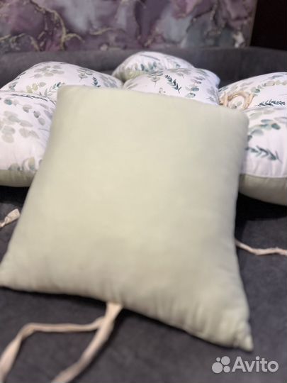 Подушка бортики