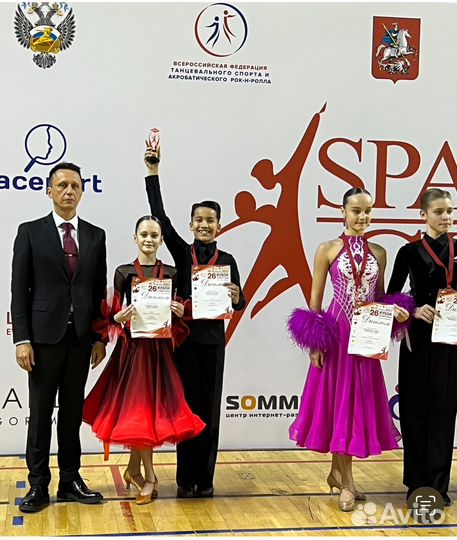 Платье для европейской программы (стандарт) Ю1