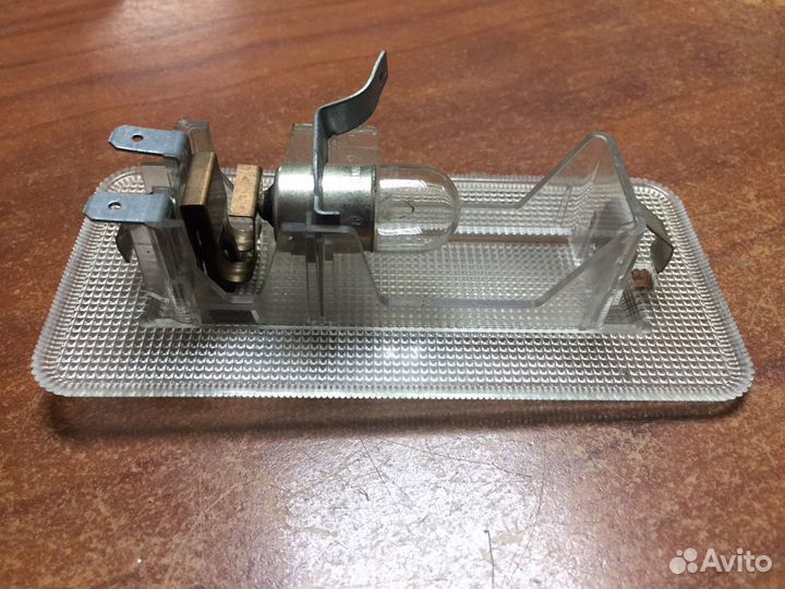 Плафон освещения салона Ford Transit