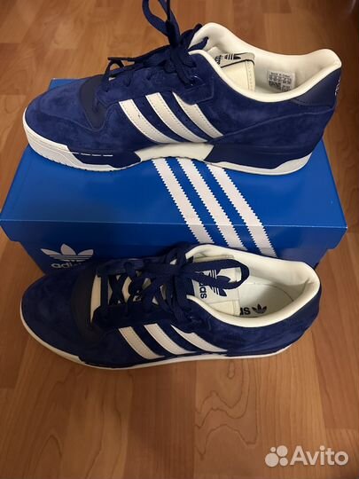 Кроссовки adidas rivalry low