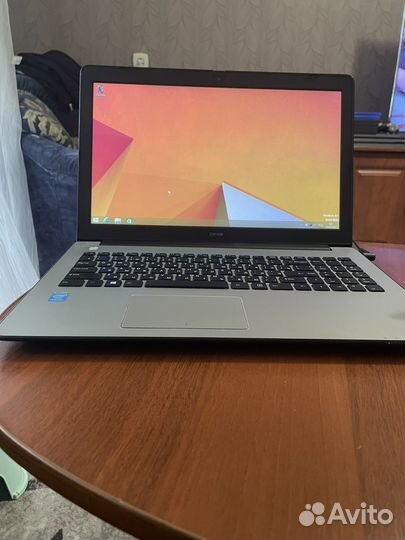 Ноутбук dns озу 4гб/512 гб/видео Nvidia820