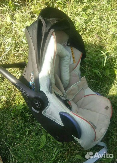 Автолюлька maxi cosi + база