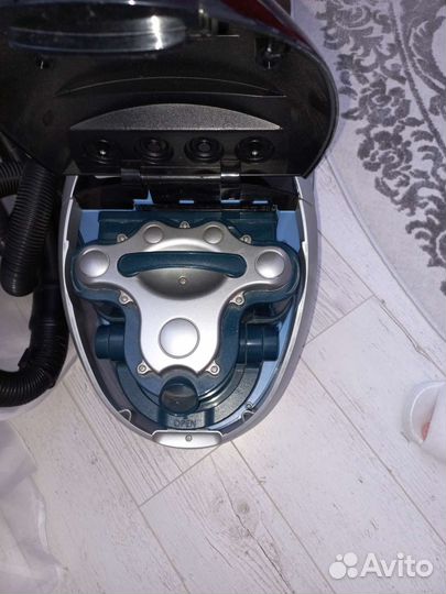 Пылесос Samsung с аквафильтром