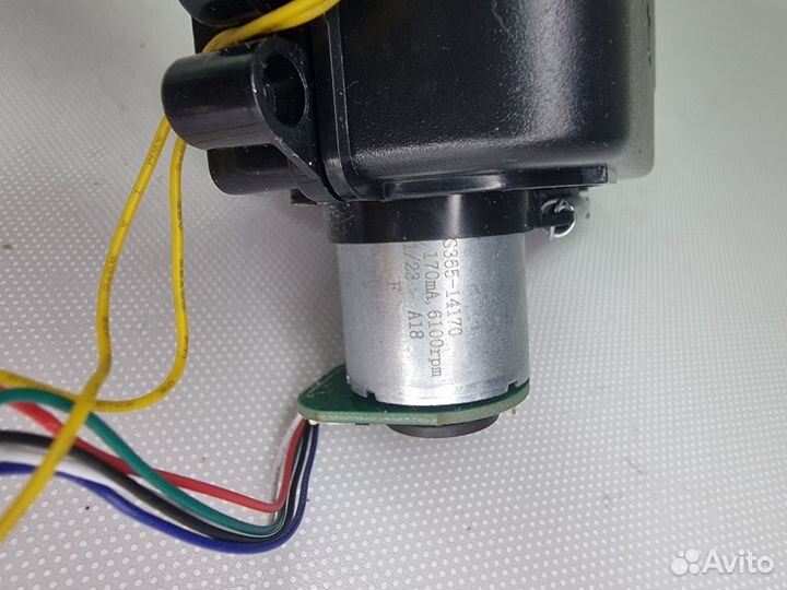 Правое колесо для робота-пылесоса novex NRT20W11