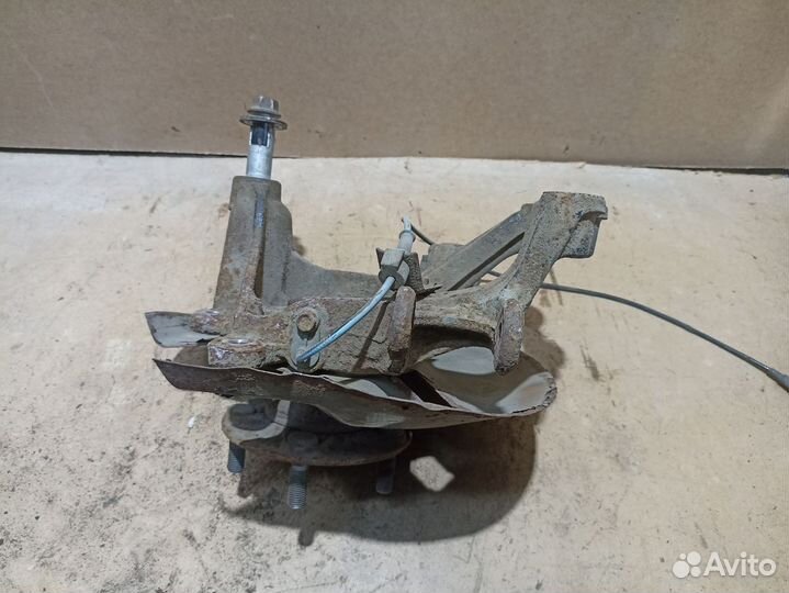 Кулак задний правый Mazda CX-5 I (2011—2015)