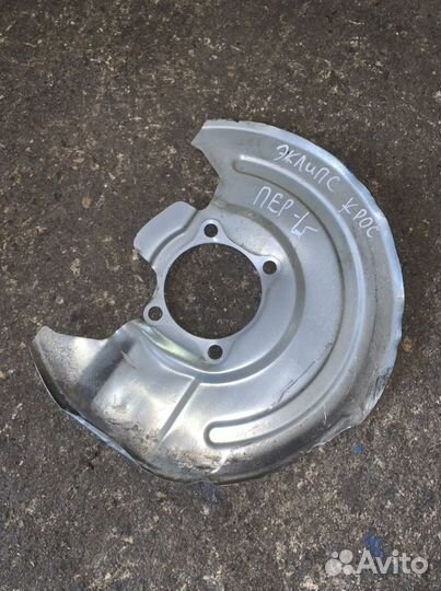 Кожух тормозного диска Мицубиси Эклипс Кросс