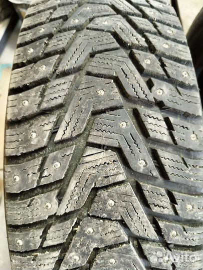 Hankook Winter I'Pike RS2 W429 215/65 R16 102T