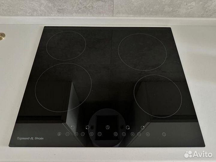 Варочная панель Zigmund & Shtain CN 37.6 B