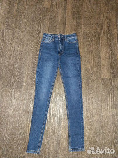 Джинсы новые