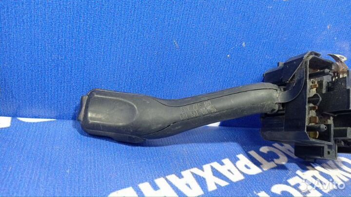 Переключатель поворотов Audi A6C5 седан 2001