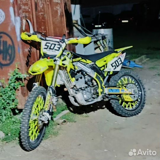 Suzuki RM-Z 250