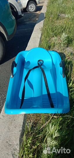 Пластиковая ледянка- сани, с тормозной системой