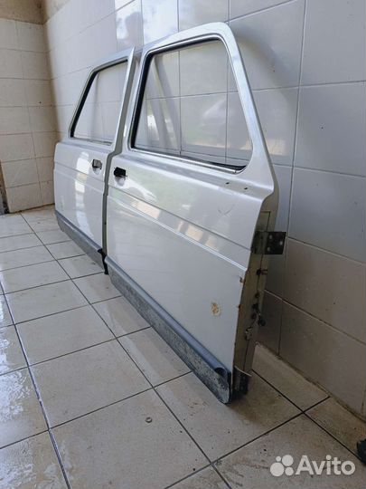 Передние двери Ваз 2131 нива