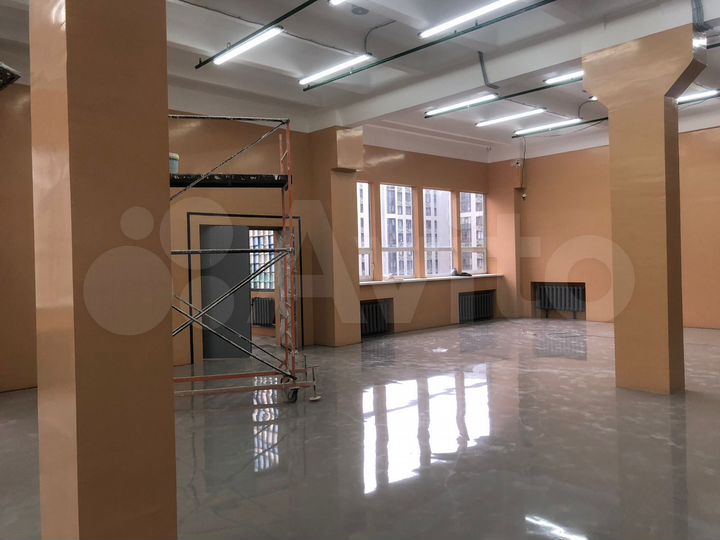 Склад, 756 м²