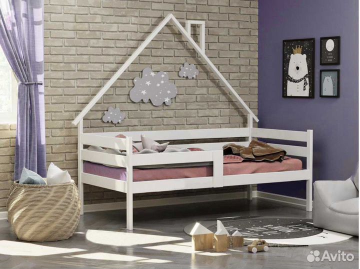 Софа Домик с бортиком из натурального дерева для м