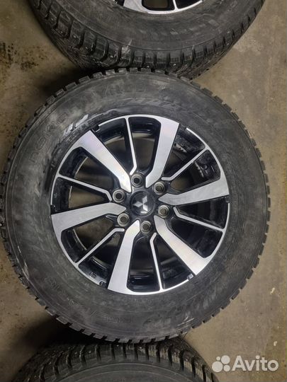 Оригинальные колеса зима 265/60R18 Pajero Sport