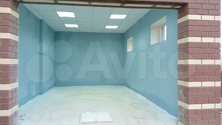 Дом 196 м² на участке 7,1 сот.