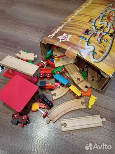 Деревянная железная дорога