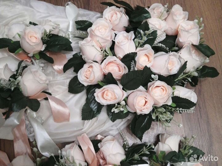 Украшение машины на свадьбу