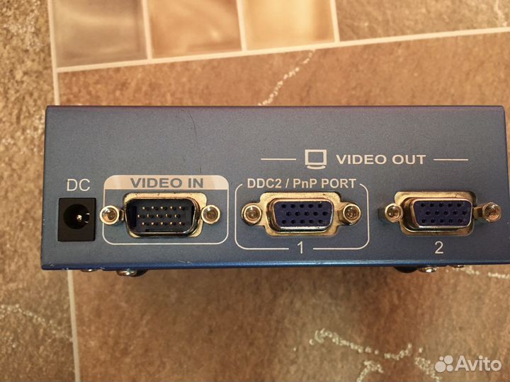 Trendnet 2-port video splitter tk-v200s/eu