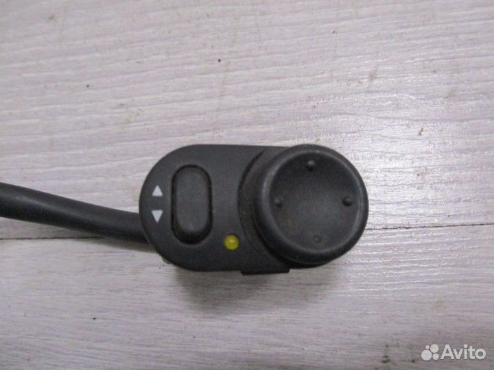 Блок управления стеклоподъемником передний левый