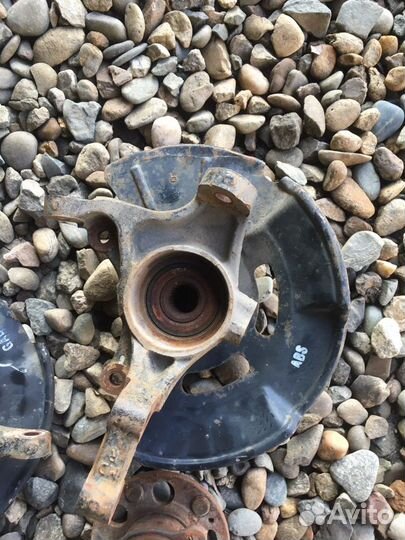 Hyundai Elantra MD поворотный кулак правый, ступиц