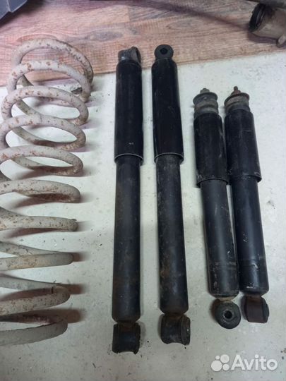 Амортизаторы на шниву ниву 2131 2123 Надежду