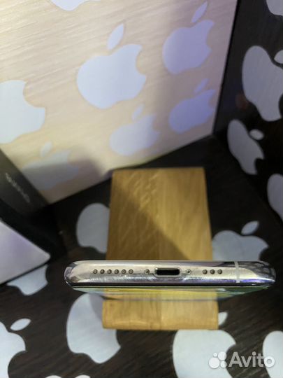 iPhone 11 Pro, 64 ГБ