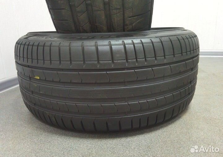 Pirelli P Zero 255/35 R20 93Y