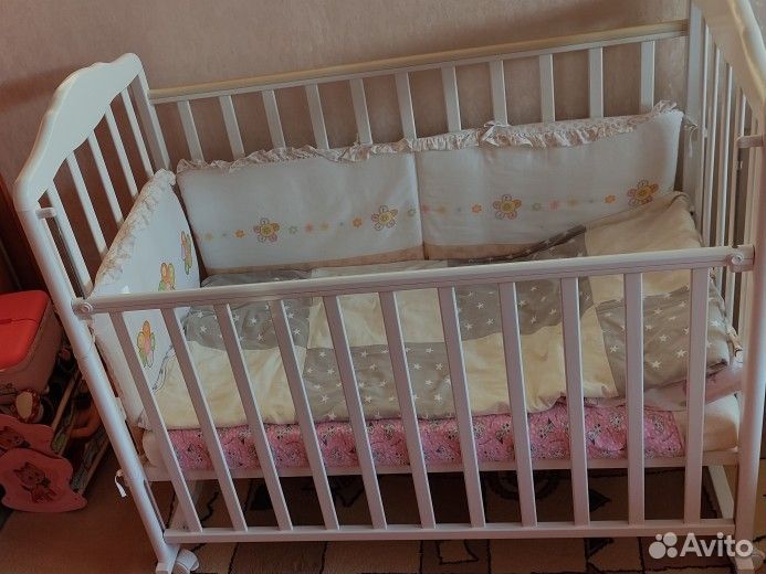 Детская кроватка