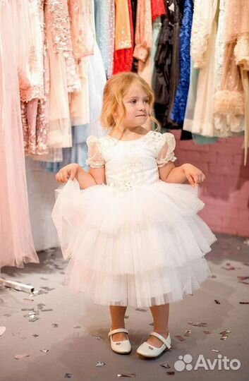 Прокат платьев