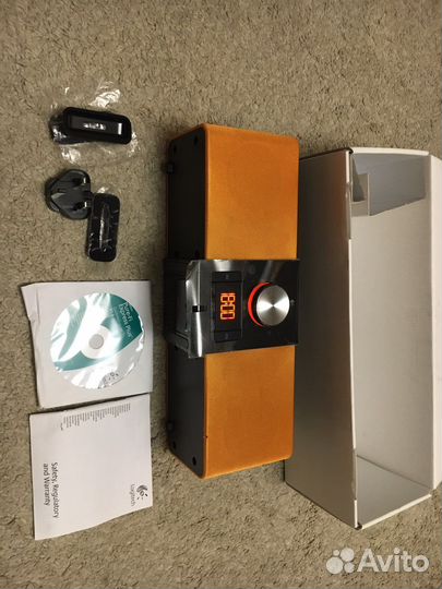 Док станция logitech pure fi exspress