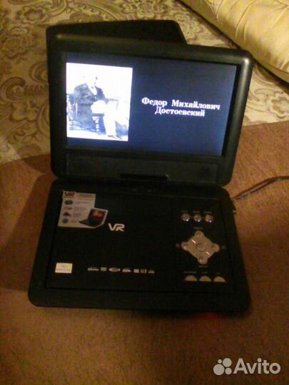 DVD плеер с экраном BBK