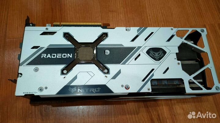 Видеокарта Sapphire AMD Redeon RX 6900 XT nitro+