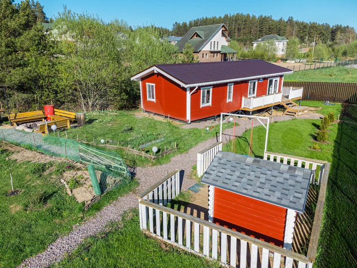 Дом 68 м² на участке 6 сот.