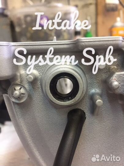 Впускной коллектор на мерседес М272 A2721402401