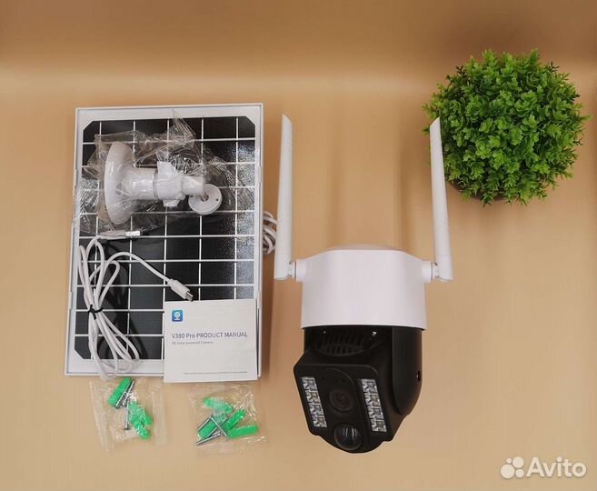 Камера видеонаблюдения с солнечной батареей