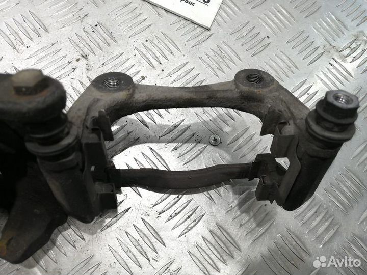 Суппорт тормозной передний правый Альмера G15