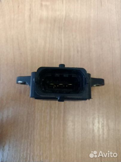 Датчик положения дроссельной заслонки Hyundai