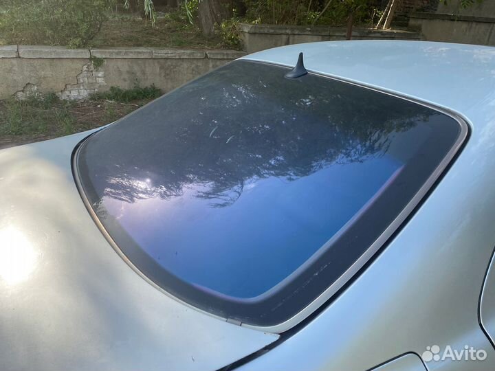 Заднее ветровое стекло Mercedes S-class W220