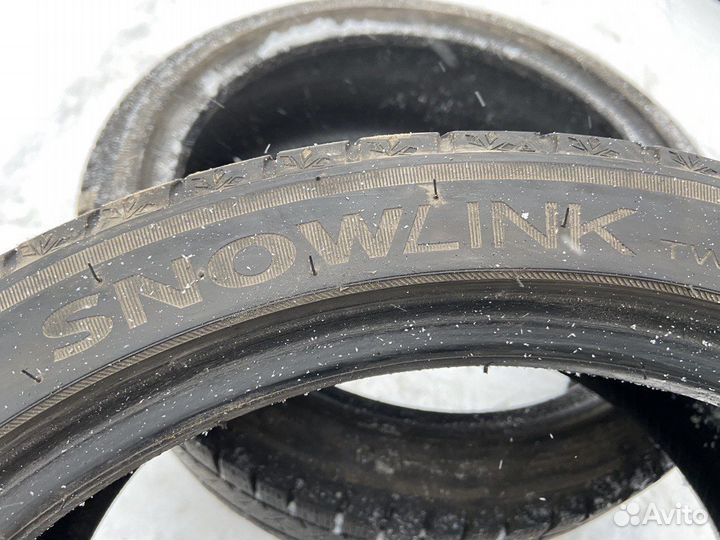 Triangle Snowlink TWT02 235/40 R18 200Q