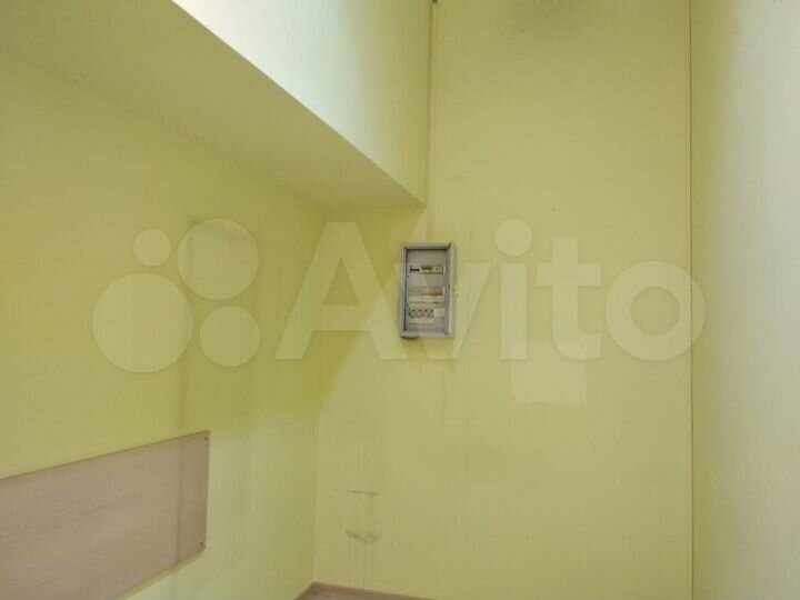 Торговое помещение в ТЦ Июнь, 42.9 м²