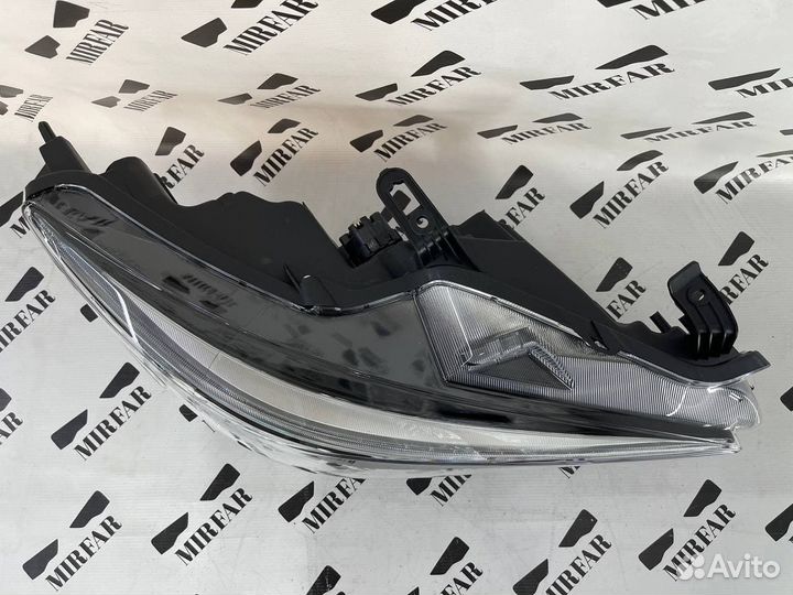 Фара правая Infiniti Q50 2013-2017 LED