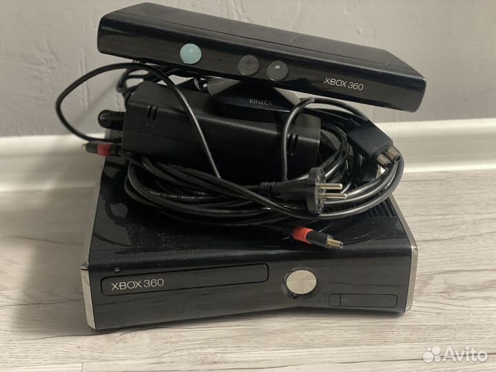 Xbox 360 с Kinect