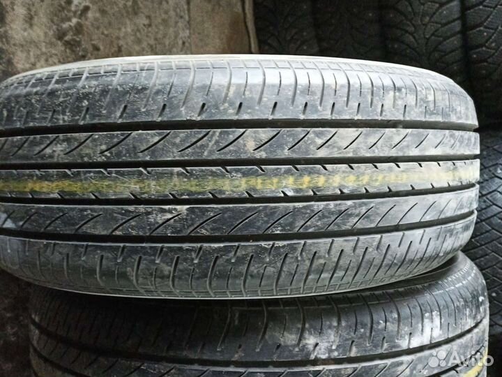 Yokohama BluEarth E75 215/60 R16 95V