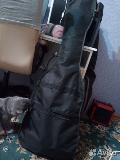 Бас гитара Cort. 4струны